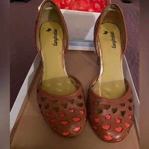 farylrobin Kiss Size 9 - women’s heels